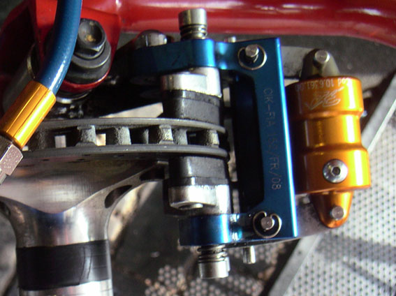Birel_V-Bremse_kl.jpg