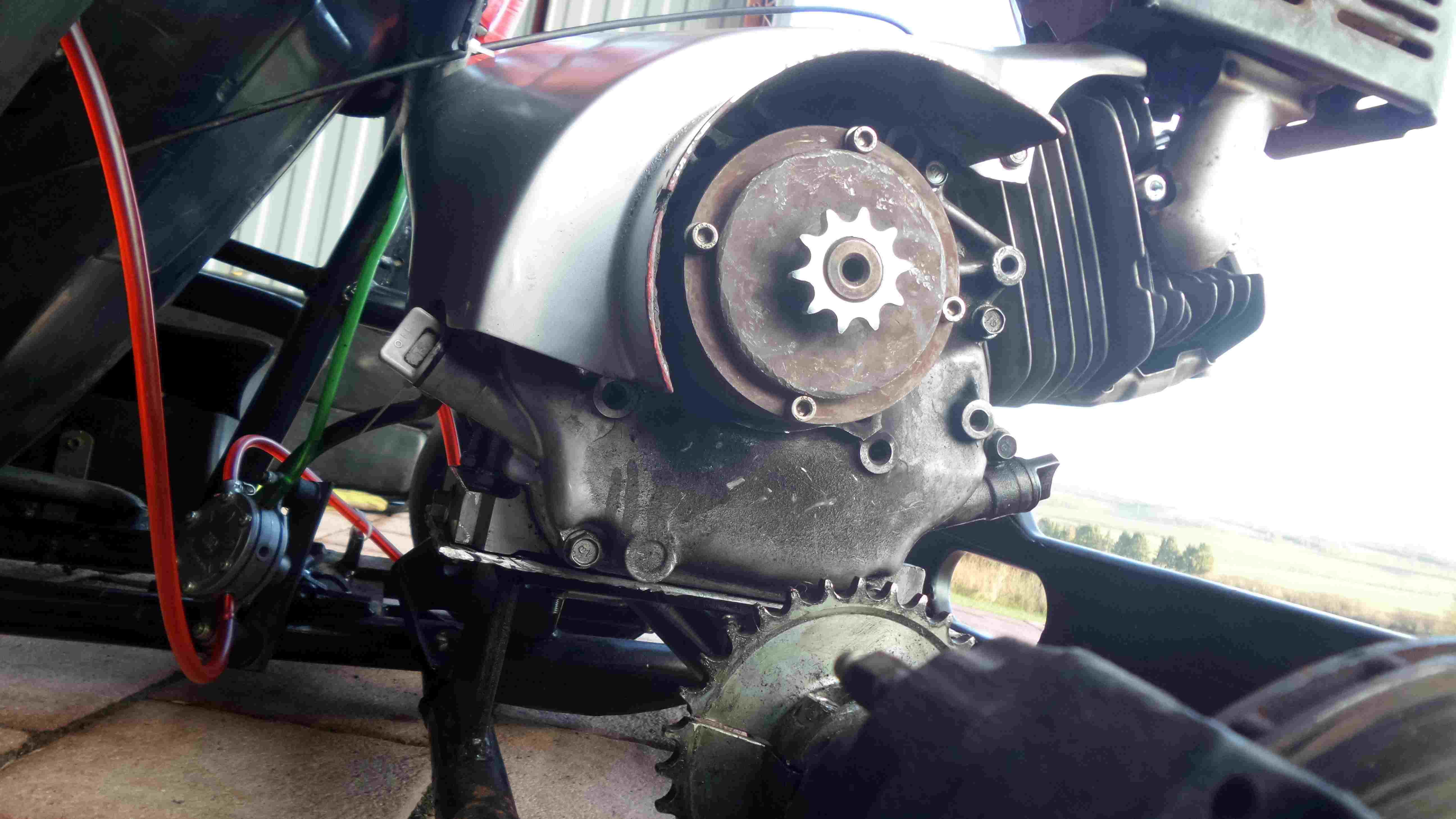 motor + kupplung + 10er ritzel.jpg
