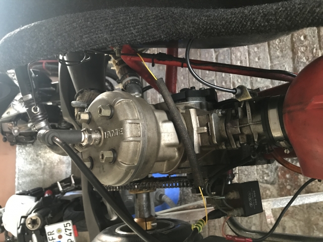 Rennkart_Motor1.jpg