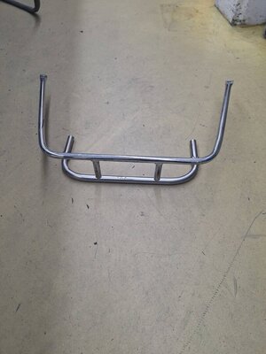 Die neue Stoßstangeneinheit