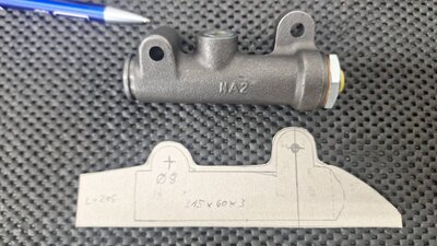 Schablone fürs Halteblech