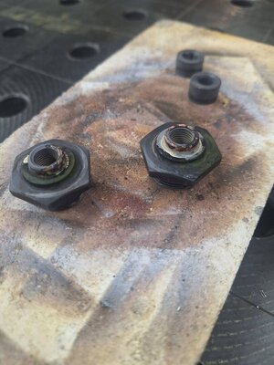 Beide Anschlüsse verlötet