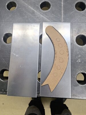 Das ganze aufs Blech zeichnen