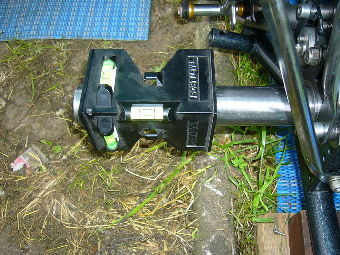 Wasserwaage H Achse l.jpg